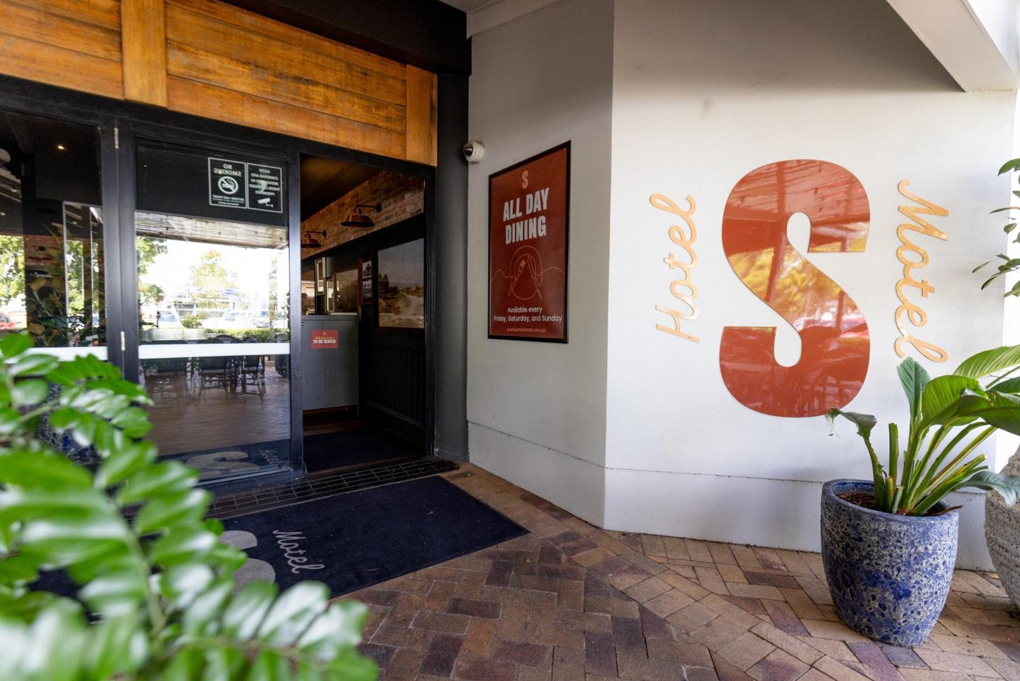 Sundowner Hotel Motel Caboolture Luaran gambar